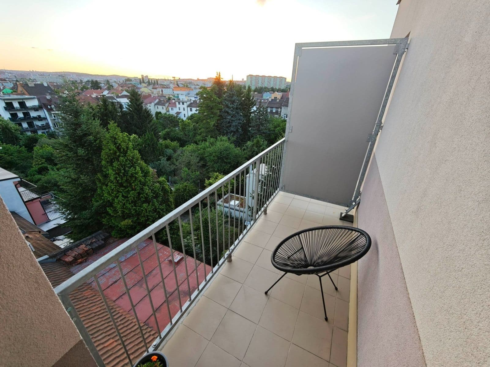 Prenájom bytu 2-izbový 51 m², Mikšíčkova, Brno, Jihomoravský kraj Prenájom bytu 2-izbový 51 m², Mikšíčkova, Brno, Jihomoravský kraj