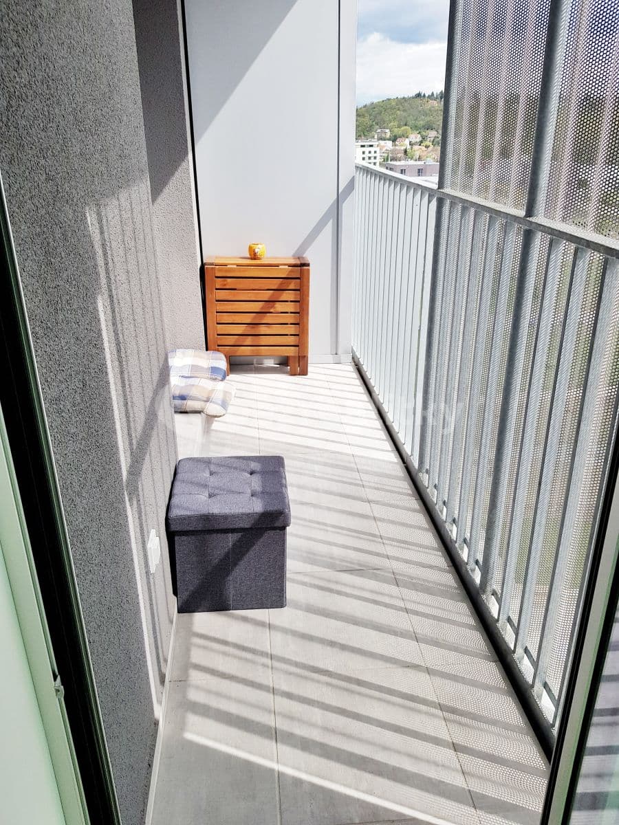 Prenájom bytu 2-izbový 61 m², Mezi Vodami, Praha, Praha Prenájom bytu 2-izbový 61 m², Mezi Vodami, Praha, Praha