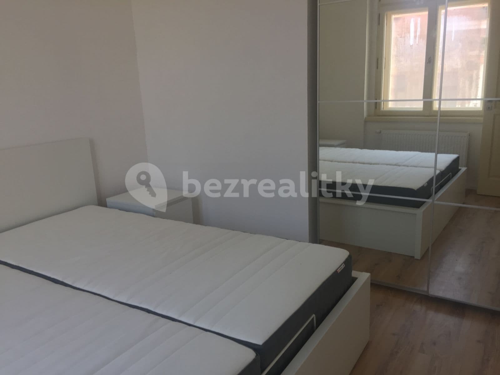 Prenájom bytu 2-izbový 45 m², Veverkova, Praha, Praha Prenájom bytu 2-izbový 45 m², Veverkova, Praha, Praha