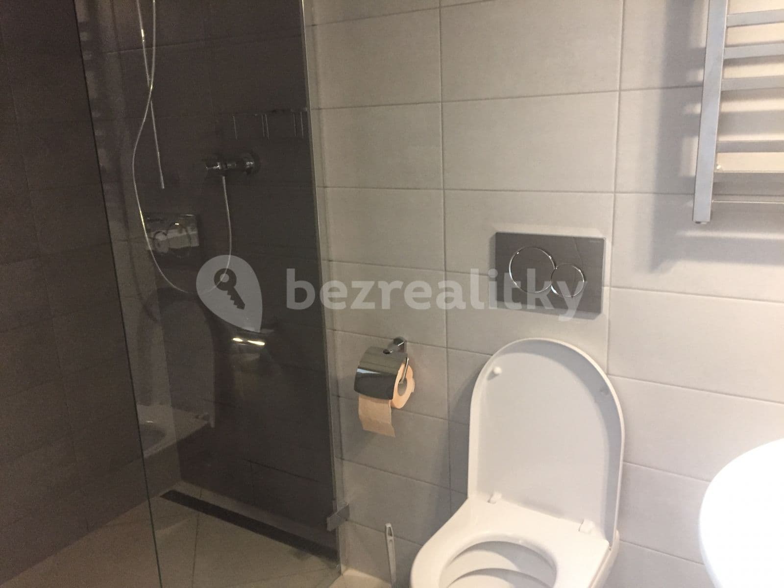 Prenájom bytu 2-izbový 45 m², Veverkova, Praha, Praha Prenájom bytu 2-izbový 45 m², Veverkova, Praha, Praha