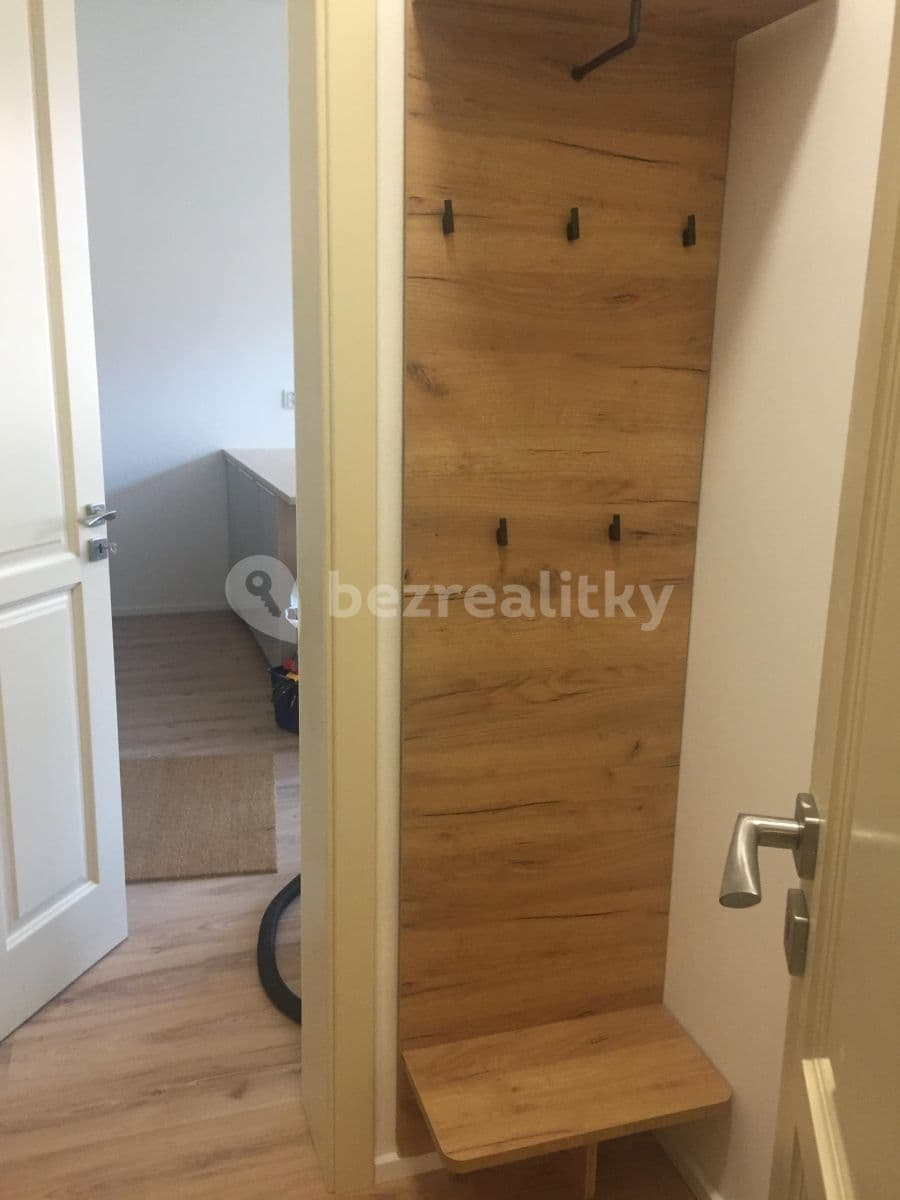 Prenájom bytu 2-izbový 45 m², Veverkova, Praha, Praha Prenájom bytu 2-izbový 45 m², Veverkova, Praha, Praha