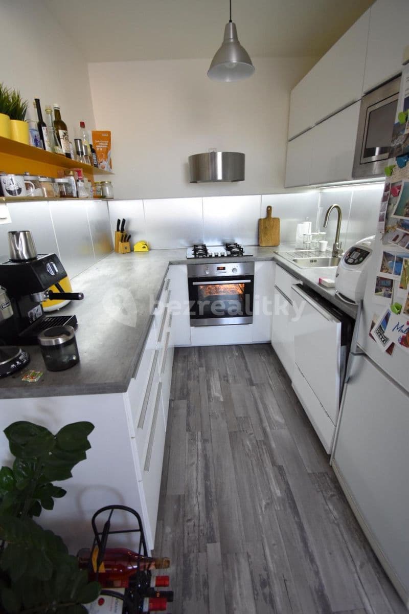 Prenájom bytu 3-izbový 65 m², Norská, Kladno, Středočeský kraj Prenájom bytu 3-izbový 65 m², Norská, Kladno, Středočeský kraj