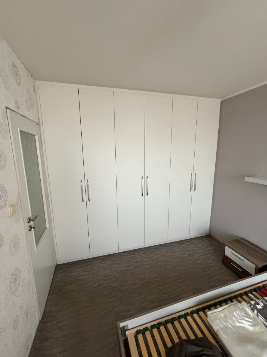 Prenájom bytu 3-izbový 65 m², Norská, Kladno, Středočeský kraj Prenájom bytu 3-izbový 65 m², Norská, Kladno, Středočeský kraj