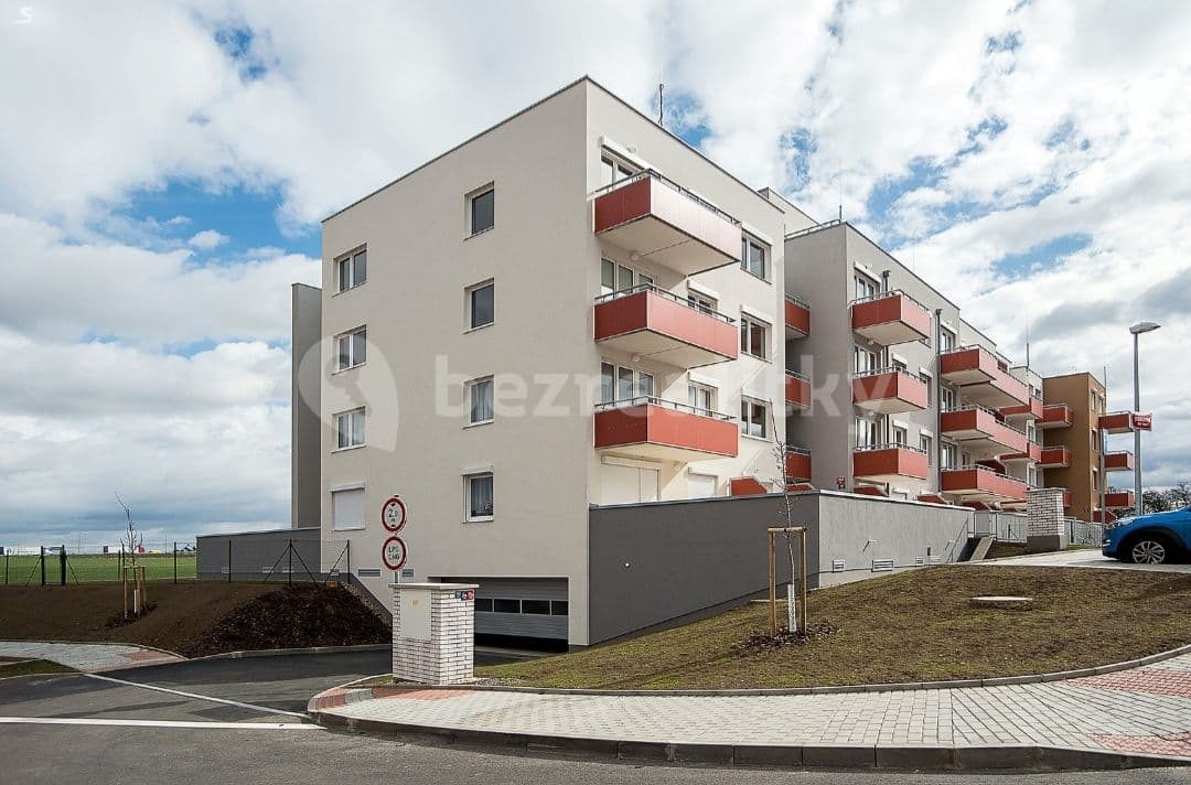Prenájom bytu 4-izbový 85 m², Sicherova, Praha, Praha Prenájom bytu 4-izbový 85 m², Sicherova, Praha, Praha