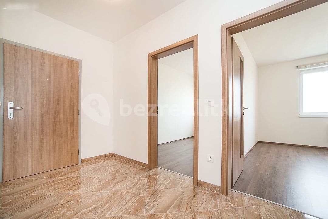 Prenájom bytu 4-izbový 85 m², Sicherova, Praha, Praha Prenájom bytu 4-izbový 85 m², Sicherova, Praha, Praha