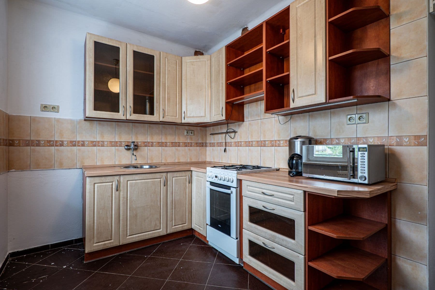 Predaj bytu 4-izbový 79 m², Dobnerova, Olomouc, Olomoucký kraj Predaj bytu 4-izbový 79 m², Dobnerova, Olomouc, Olomoucký kraj