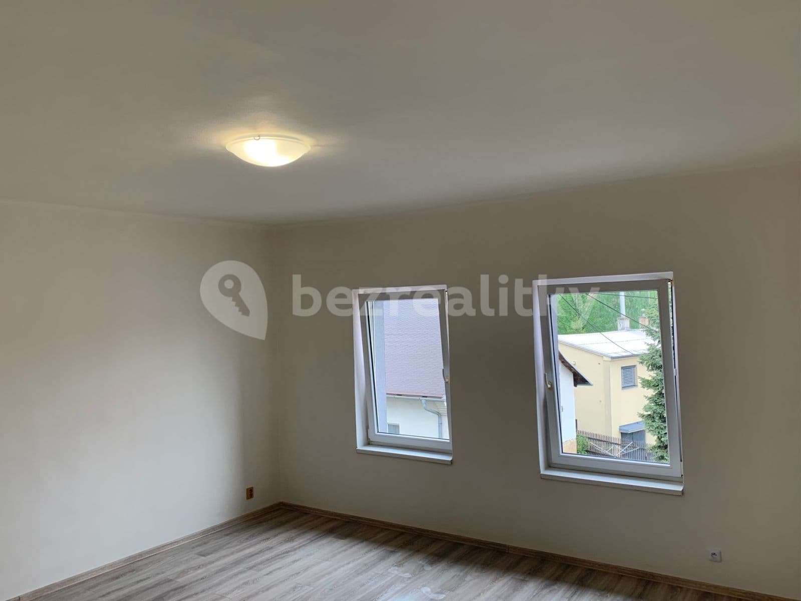Prenájom bytu 1-izbový 40 m², Hlavní, Ostrava, Moravskoslezský kraj Prenájom bytu 1-izbový 40 m², Hlavní, Ostrava, Moravskoslezský kraj