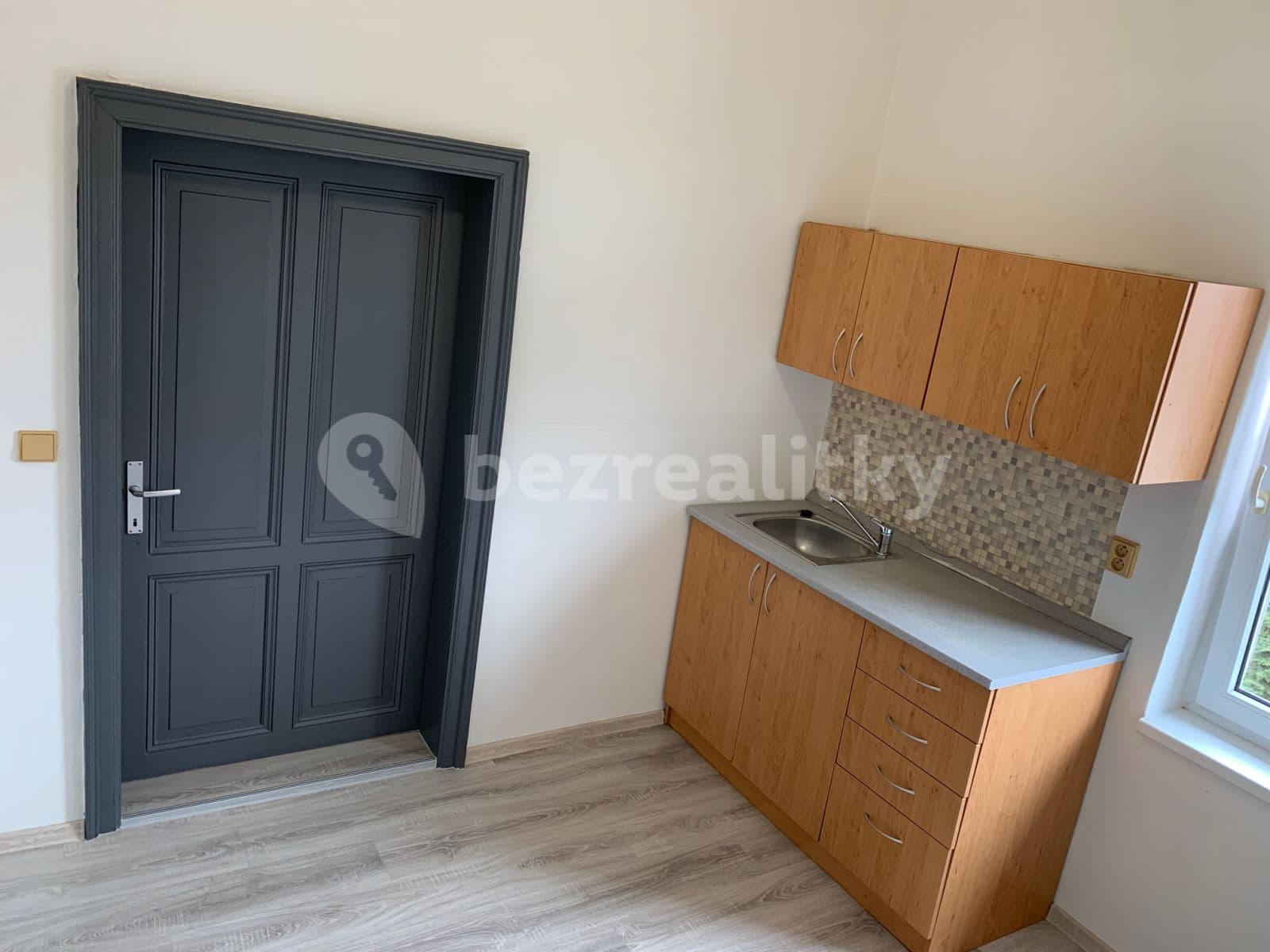 Prenájom bytu 1-izbový 40 m², Hlavní, Ostrava, Moravskoslezský kraj Prenájom bytu 1-izbový 40 m², Hlavní, Ostrava, Moravskoslezský kraj
