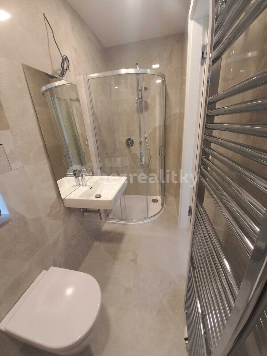 Prenájom bytu 1-izbový 26 m², Podplukovníka Sochora, Praha, Praha Prenájom bytu 1-izbový 26 m², Podplukovníka Sochora, Praha, Praha