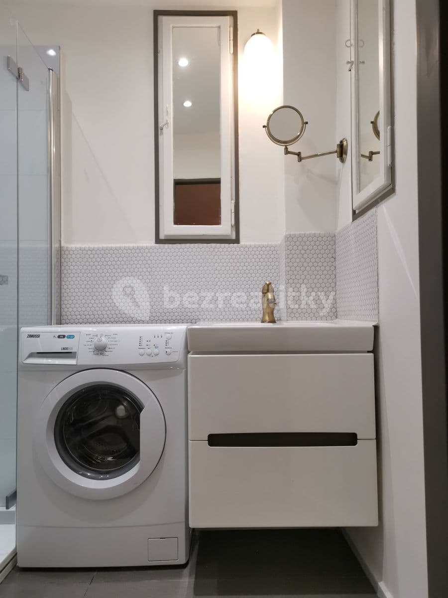 Prenájom bytu 2-izbový 40 m², Mařákova, Praha, Praha Prenájom bytu 2-izbový 40 m², Mařákova, Praha, Praha