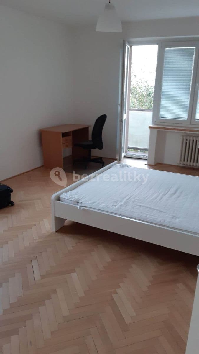 Prenájom bytu 3-izbový 63 m², Spojovací, Praha, Praha Prenájom bytu 3-izbový 63 m², Spojovací, Praha, Praha