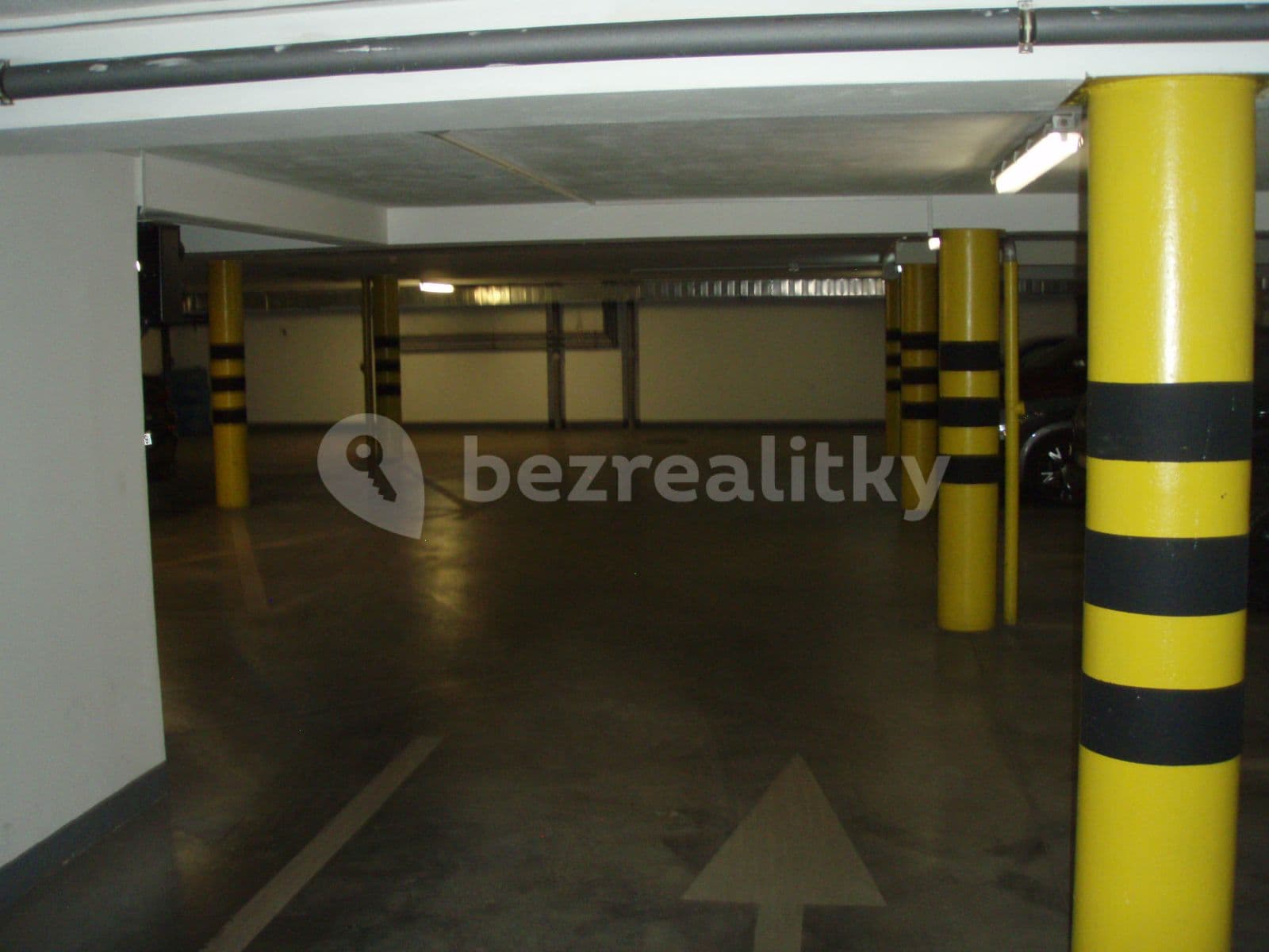 Prenájom garáže 13 m², Nad Šutkou, Praha, Praha Prenájom garáže 13 m², Nad Šutkou, Praha, Praha