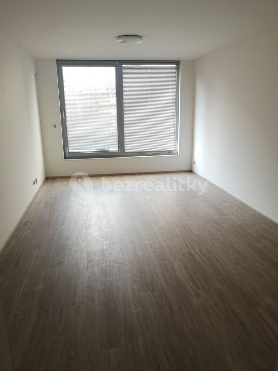 Prenájom bytu 1-izbový 36 m², Kurta Konráda, Praha, Praha Prenájom bytu 1-izbový 36 m², Kurta Konráda, Praha, Praha