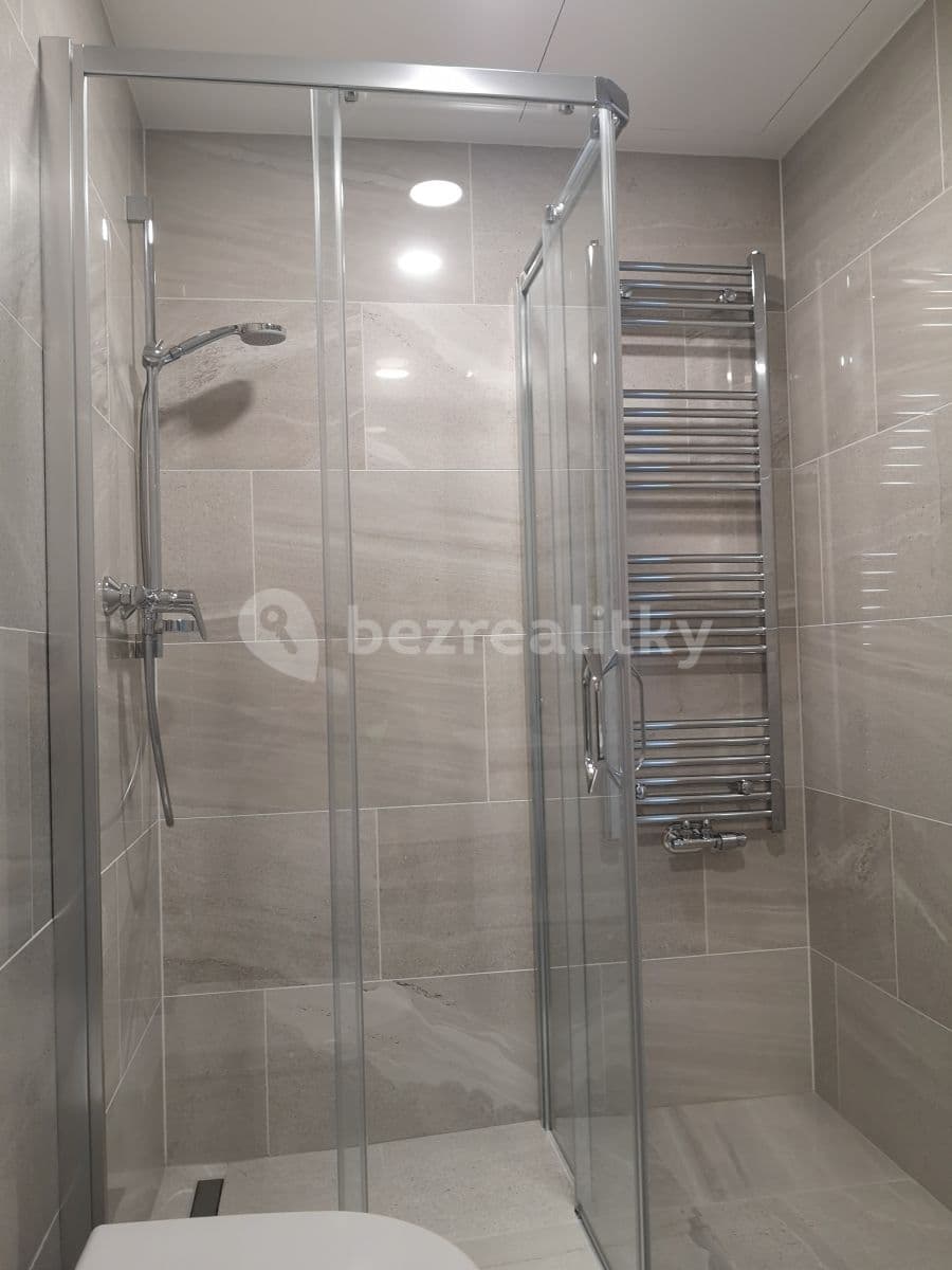 Prenájom bytu 1-izbový 36 m², Kurta Konráda, Praha, Praha Prenájom bytu 1-izbový 36 m², Kurta Konráda, Praha, Praha