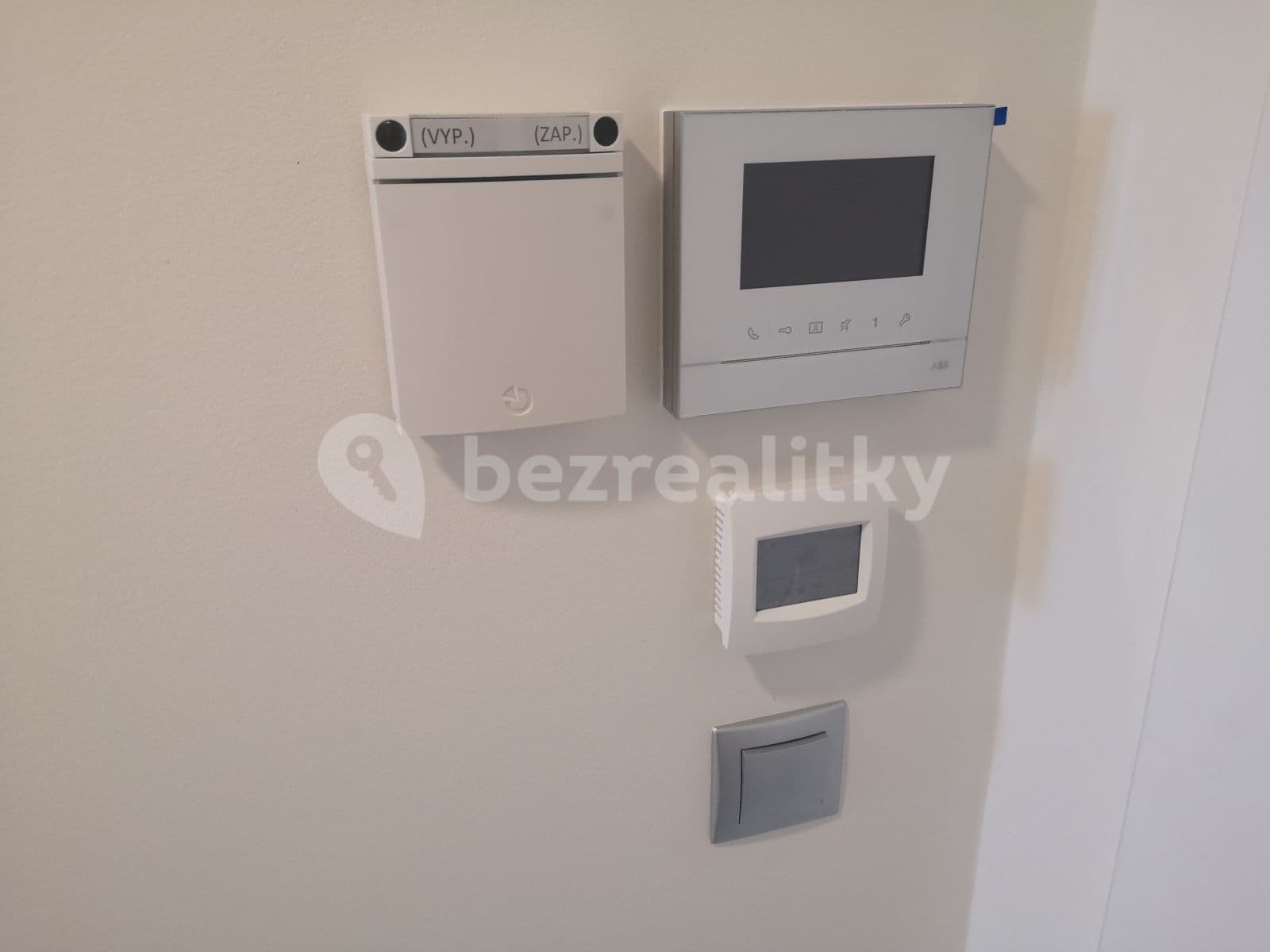 Prenájom bytu 1-izbový 36 m², Kurta Konráda, Praha, Praha Prenájom bytu 1-izbový 36 m², Kurta Konráda, Praha, Praha