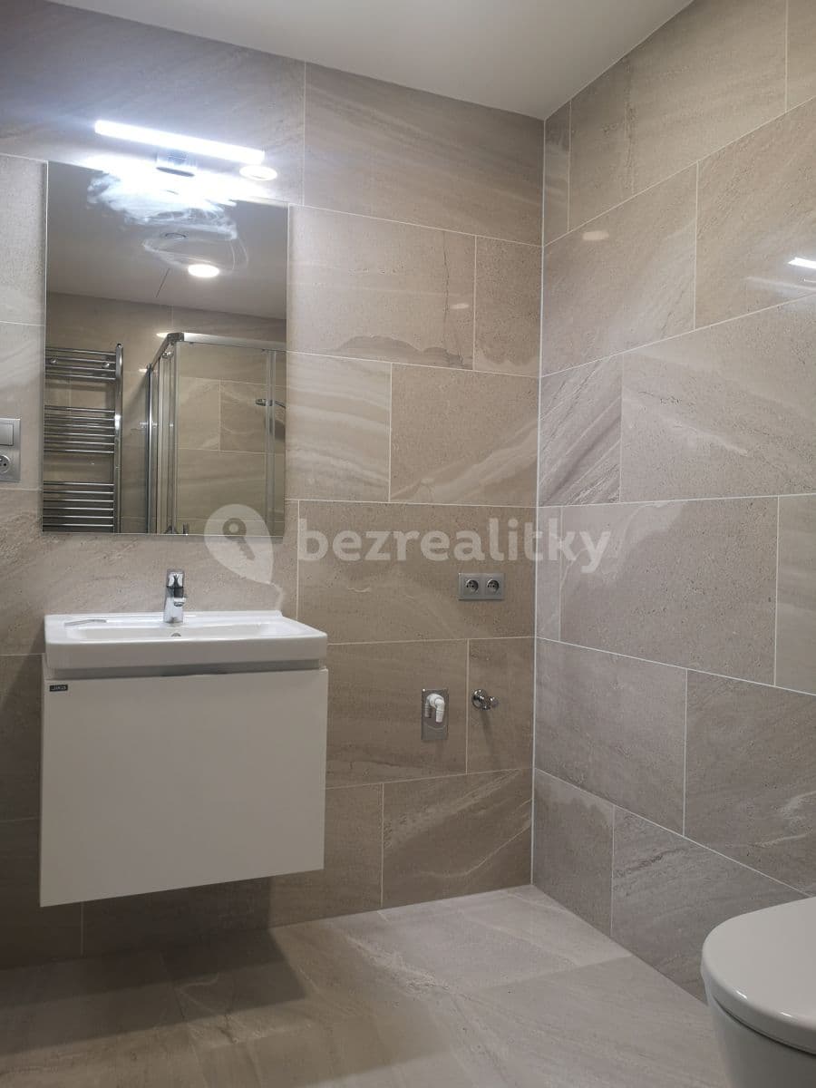 Prenájom bytu 1-izbový 36 m², Kurta Konráda, Praha, Praha Prenájom bytu 1-izbový 36 m², Kurta Konráda, Praha, Praha