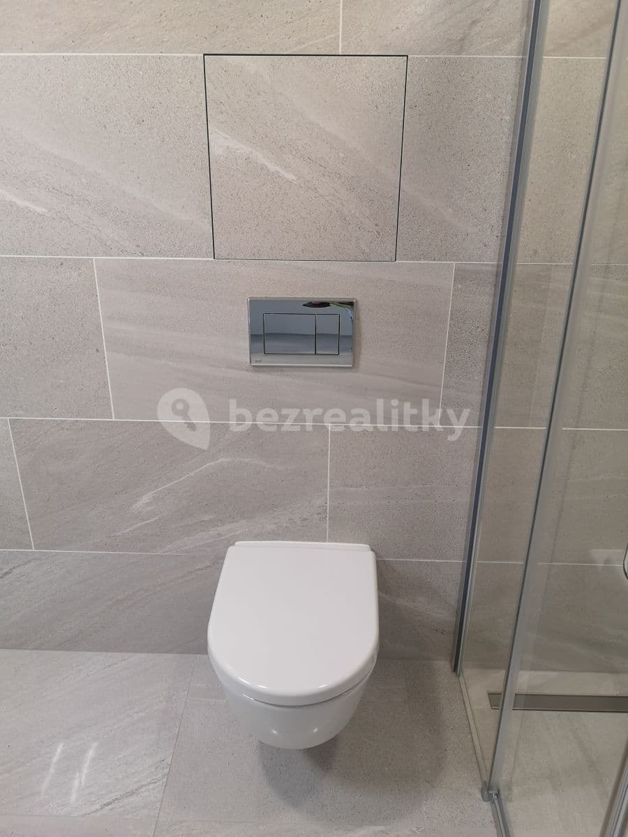 Prenájom bytu 1-izbový 36 m², Kurta Konráda, Praha, Praha Prenájom bytu 1-izbový 36 m², Kurta Konráda, Praha, Praha