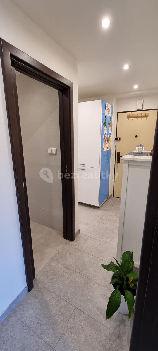 Prenájom bytu 3-izbový 67 m², Mydlářka, Praha, Praha Prenájom bytu 3-izbový 67 m², Mydlářka, Praha, Praha