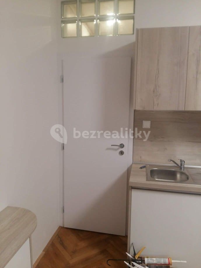 Prenájom bytu Garsoniéra 26 m², Botanická, Brno, Jihomoravský kraj Prenájom bytu Garsoniéra 26 m², Botanická, Brno, Jihomoravský kraj