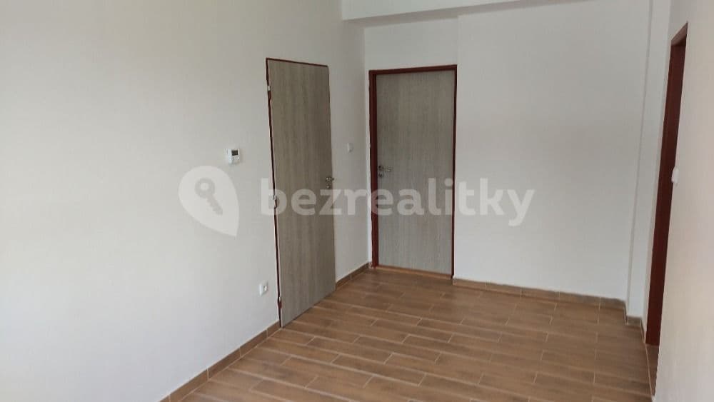 Prenájom bytu 3-izbový 81 m², Barákova, Heřmanův Městec, Pardubický kraj Prenájom bytu 3-izbový 81 m², Barákova, Heřmanův Městec, Pardubický kraj