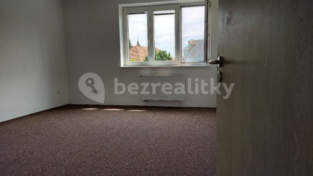 Prenájom bytu 3-izbový 81 m², Barákova, Heřmanův Městec, Pardubický kraj Prenájom bytu 3-izbový 81 m², Barákova, Heřmanův Městec, Pardubický kraj