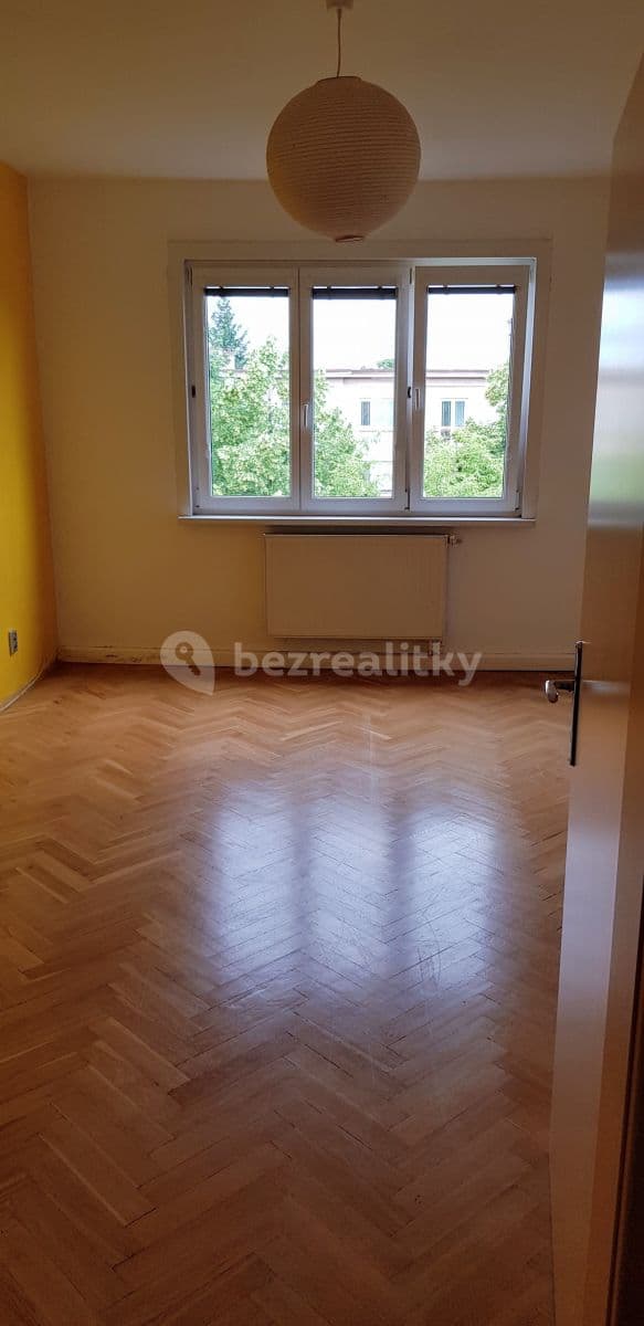 Prenájom bytu 2-izbový 68 m², Nučická, Praha, Praha Prenájom bytu 2-izbový 68 m², Nučická, Praha, Praha
