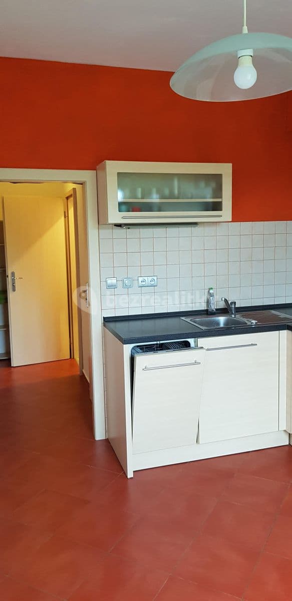 Prenájom bytu 2-izbový 68 m², Nučická, Praha, Praha Prenájom bytu 2-izbový 68 m², Nučická, Praha, Praha