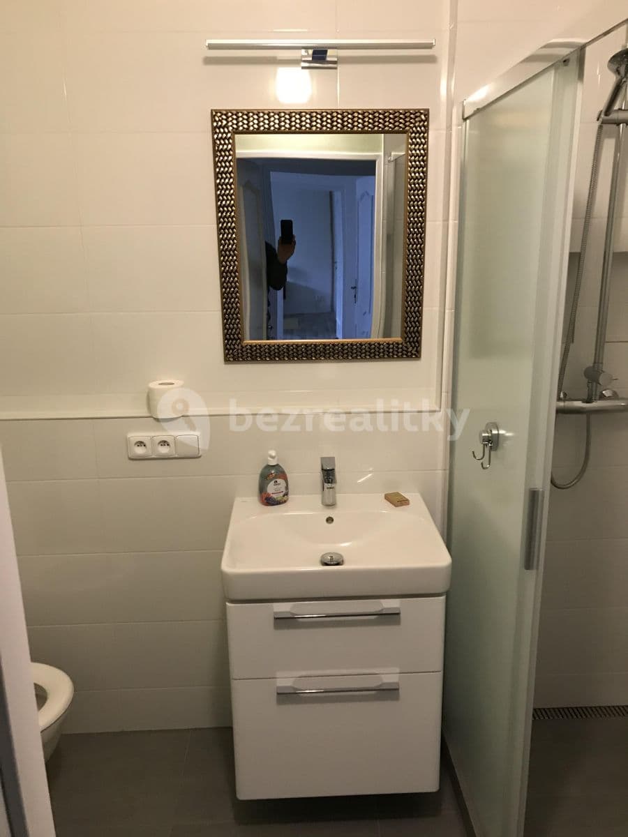 Prenájom bytu 2-izbový 65 m², Provazníkova, Brno, Jihomoravský kraj Prenájom bytu 2-izbový 65 m², Provazníkova, Brno, Jihomoravský kraj