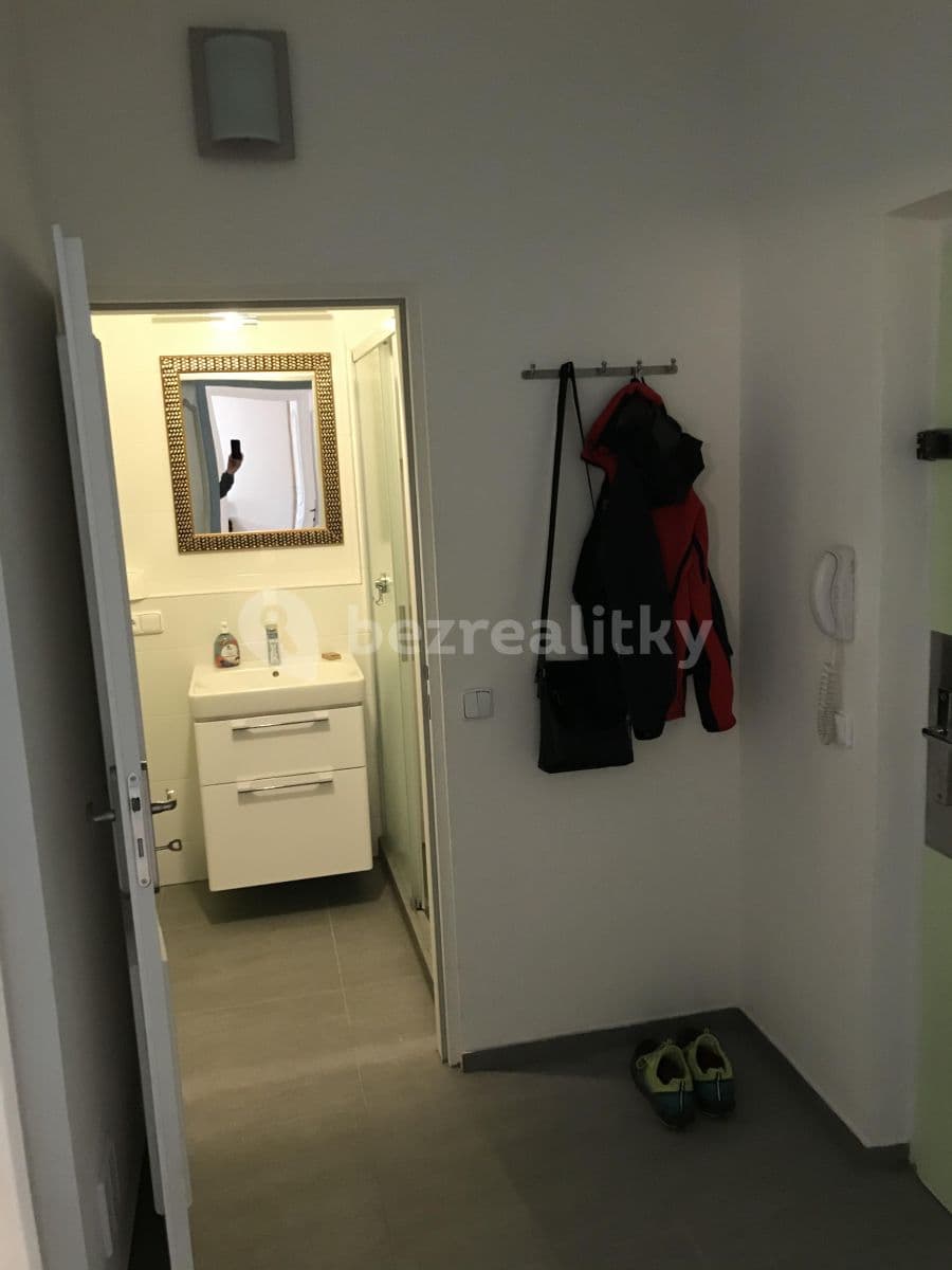 Prenájom bytu 2-izbový 65 m², Provazníkova, Brno, Jihomoravský kraj Prenájom bytu 2-izbový 65 m², Provazníkova, Brno, Jihomoravský kraj