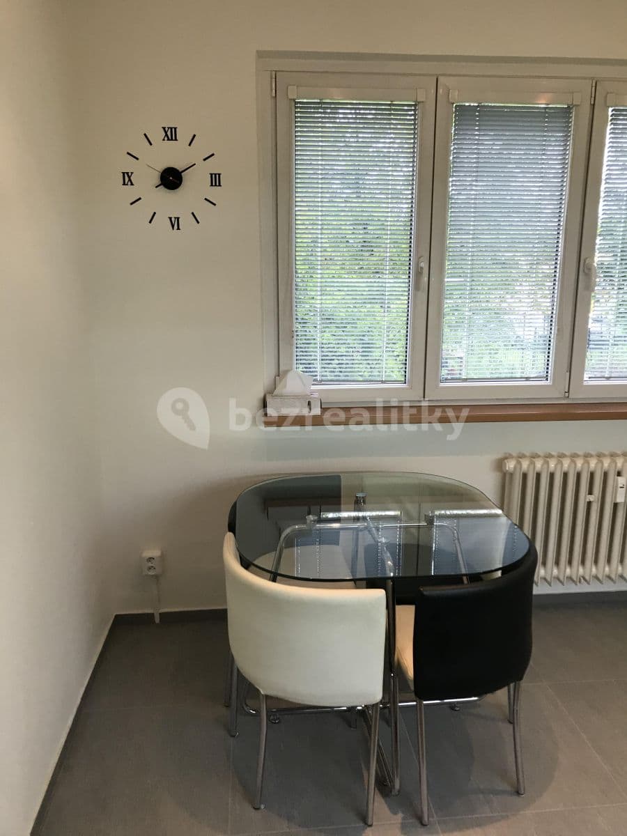 Prenájom bytu 2-izbový 65 m², Provazníkova, Brno, Jihomoravský kraj Prenájom bytu 2-izbový 65 m², Provazníkova, Brno, Jihomoravský kraj