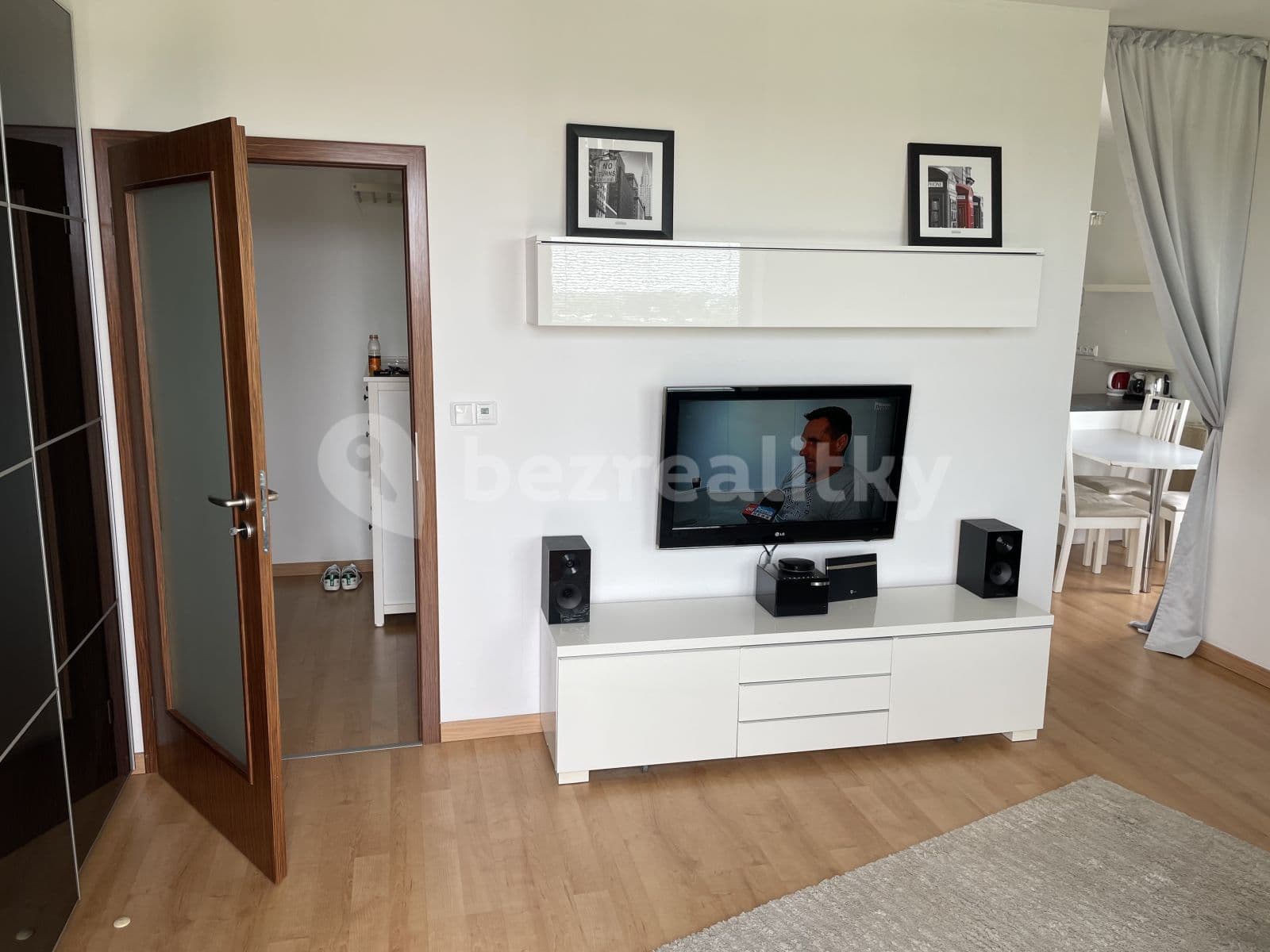 Prenájom bytu 1-izbový 39 m², Dragounská, Praha, Praha Prenájom bytu 1-izbový 39 m², Dragounská, Praha, Praha