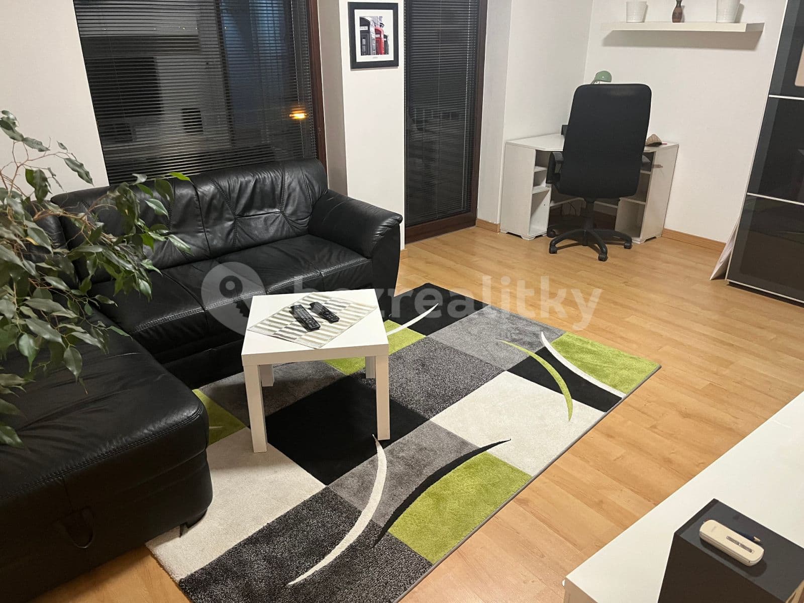 Prenájom bytu 1-izbový 39 m², Dragounská, Praha, Praha Prenájom bytu 1-izbový 39 m², Dragounská, Praha, Praha