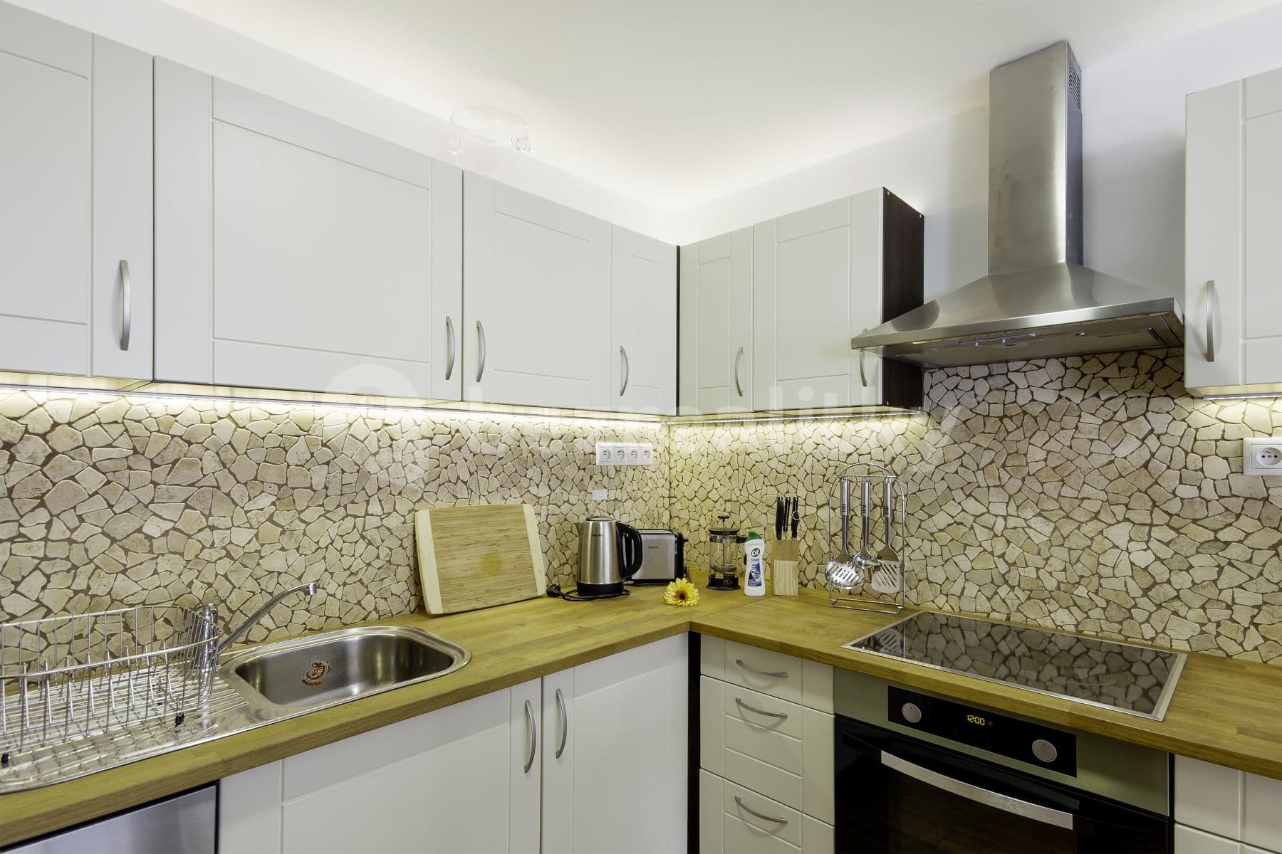 Prenájom bytu 3-izbový 120 m², Vltavská, Praha, Praha Prenájom bytu 3-izbový 120 m², Vltavská, Praha, Praha