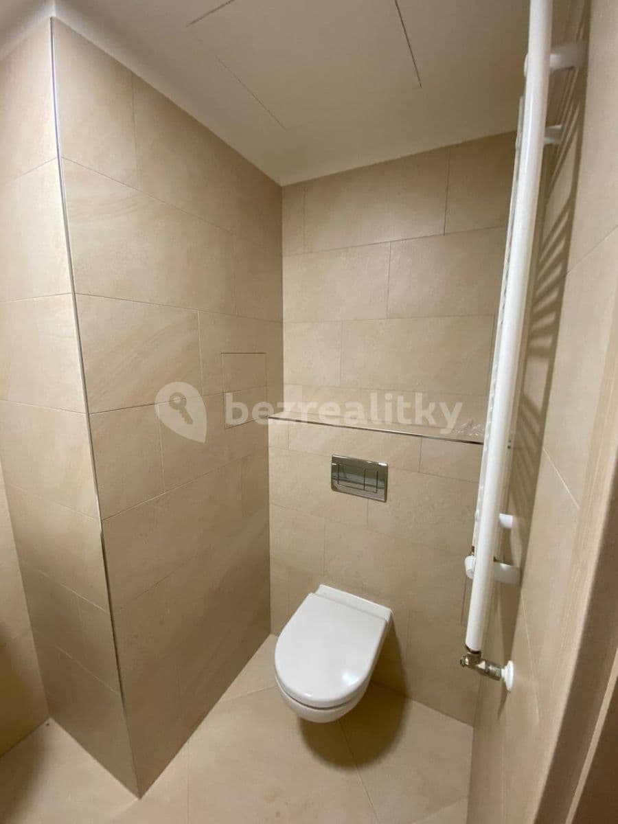 Prenájom bytu 1-izbový 30 m², Do Zahrádek Ⅰ, Praha, Praha Prenájom bytu 1-izbový 30 m², Do Zahrádek Ⅰ, Praha, Praha