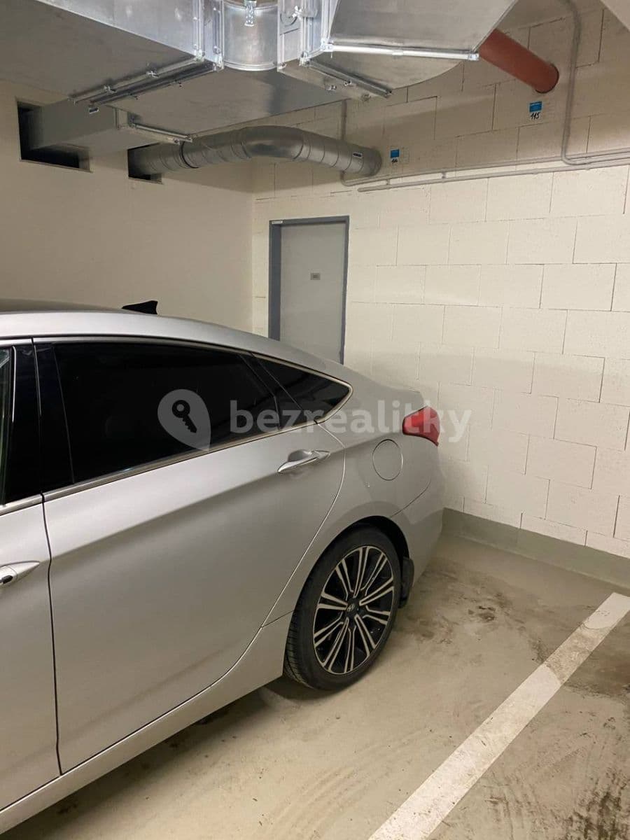 Prenájom bytu 1-izbový 30 m², Do Zahrádek Ⅰ, Praha, Praha Prenájom bytu 1-izbový 30 m², Do Zahrádek Ⅰ, Praha, Praha