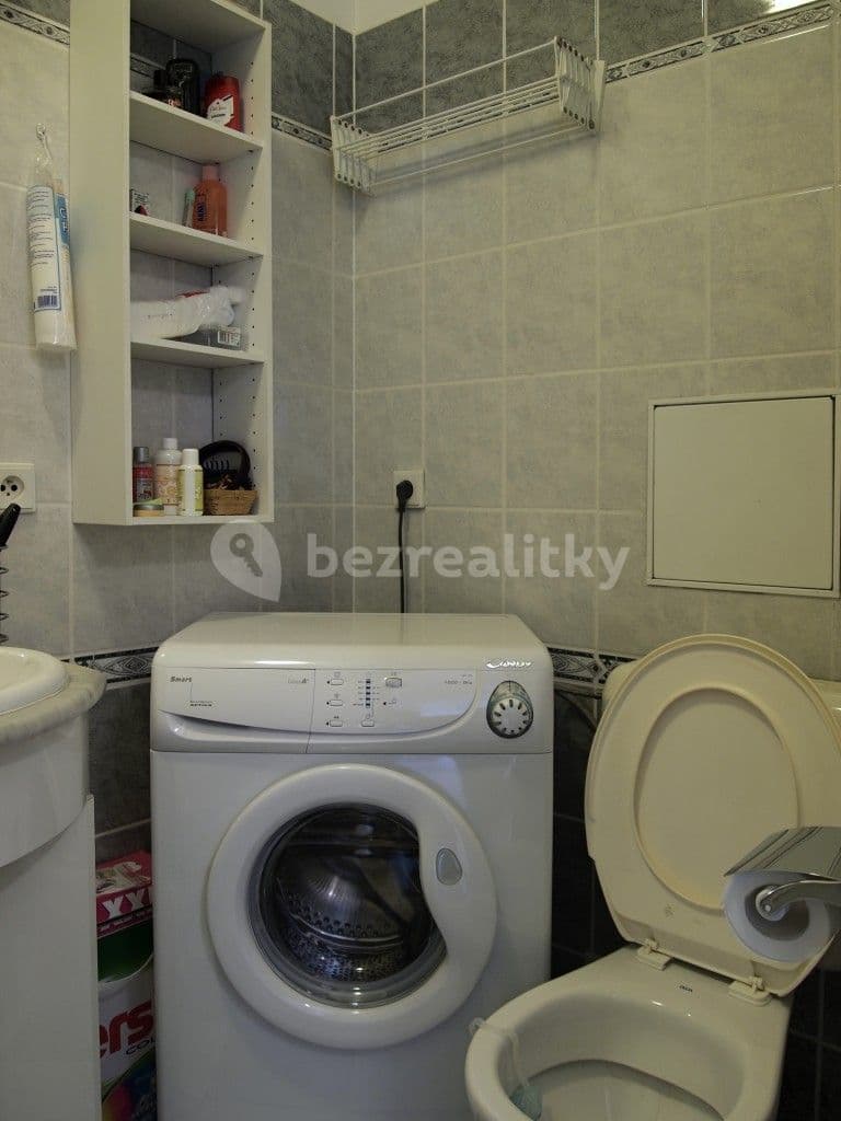 Prenájom bytu 1-izbový 30 m², Bednářova, Brno, Jihomoravský kraj Prenájom bytu 1-izbový 30 m², Bednářova, Brno, Jihomoravský kraj