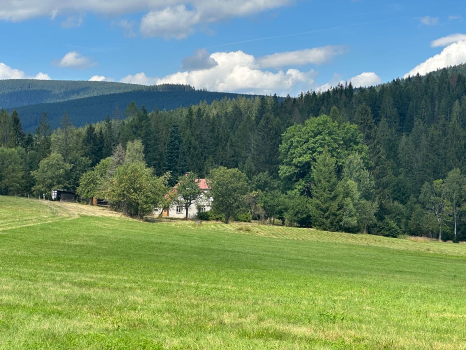 Predaj rekreačného objektu 200 m², pozemek 33.369 m², Krásná, Moravskoslezský kraj Predaj rekreačného objektu 200 m², pozemek 33.369 m², Krásná, Moravskoslezský kraj