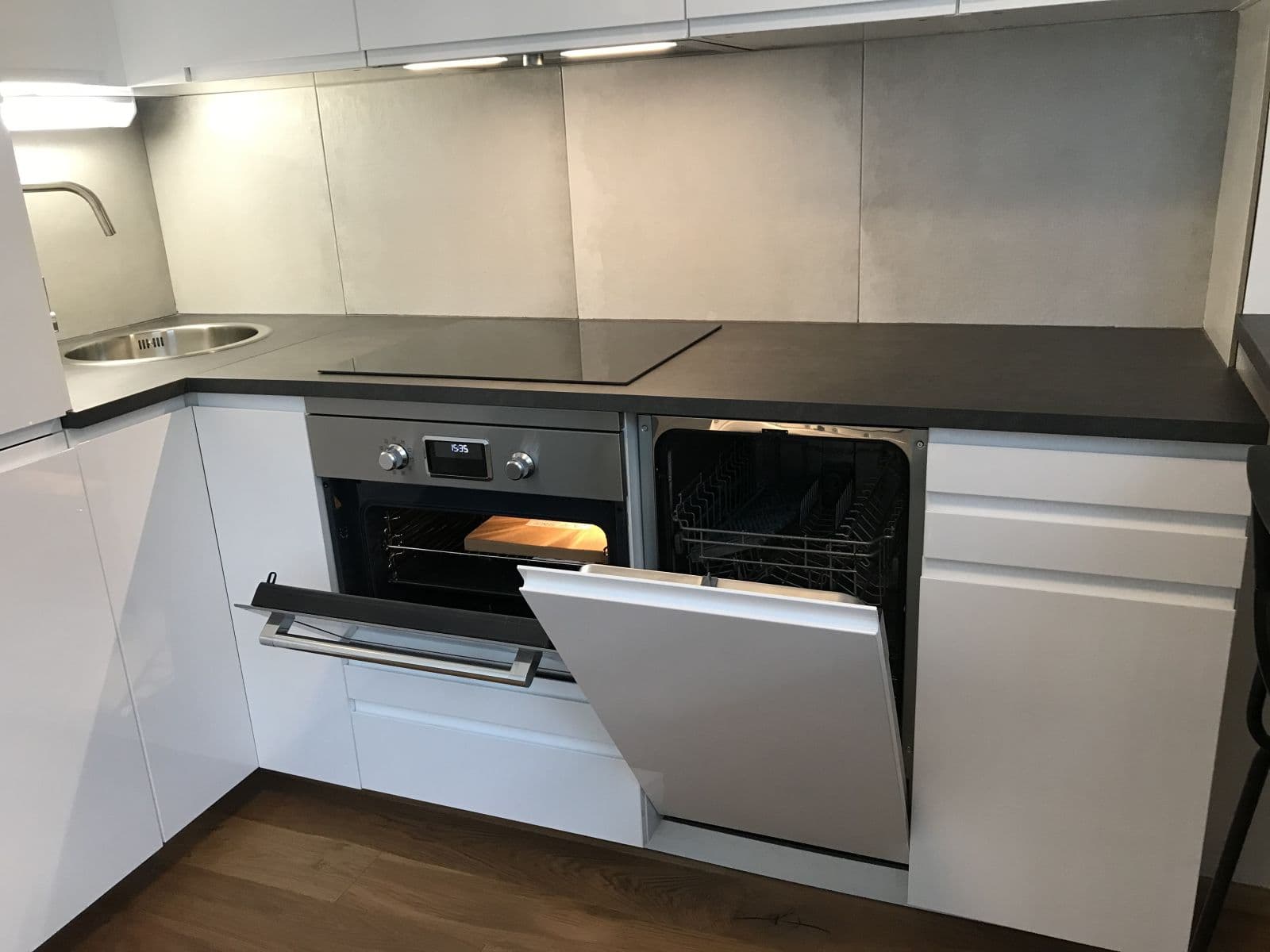 Prenájom bytu 1-izbový 26 m², Perucká, Praha, Praha Prenájom bytu 1-izbový 26 m², Perucká, Praha, Praha