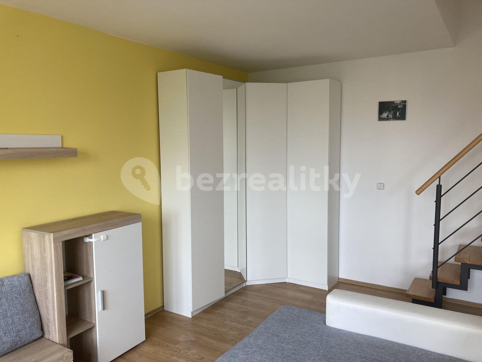 Prenájom bytu 2-izbový 50 m², Jabloňová, Praha, Praha Prenájom bytu 2-izbový 50 m², Jabloňová, Praha, Praha