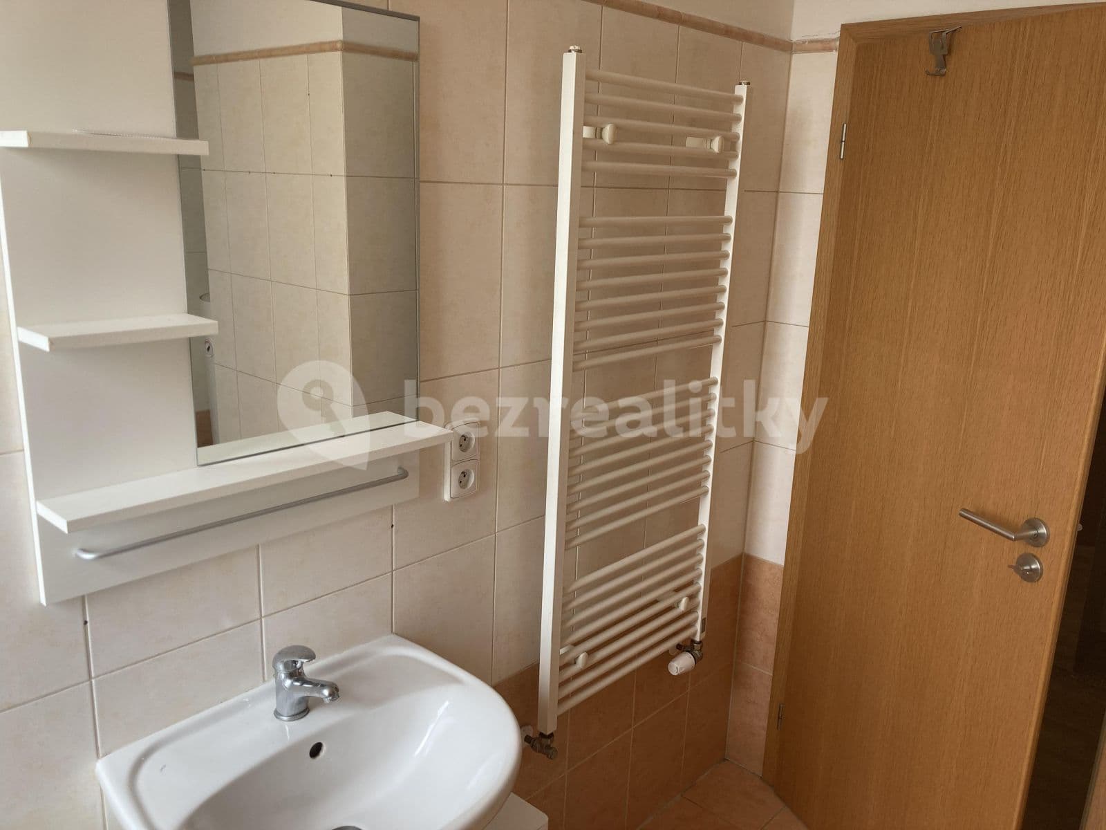 Prenájom bytu 2-izbový 50 m², Jabloňová, Praha, Praha Prenájom bytu 2-izbový 50 m², Jabloňová, Praha, Praha