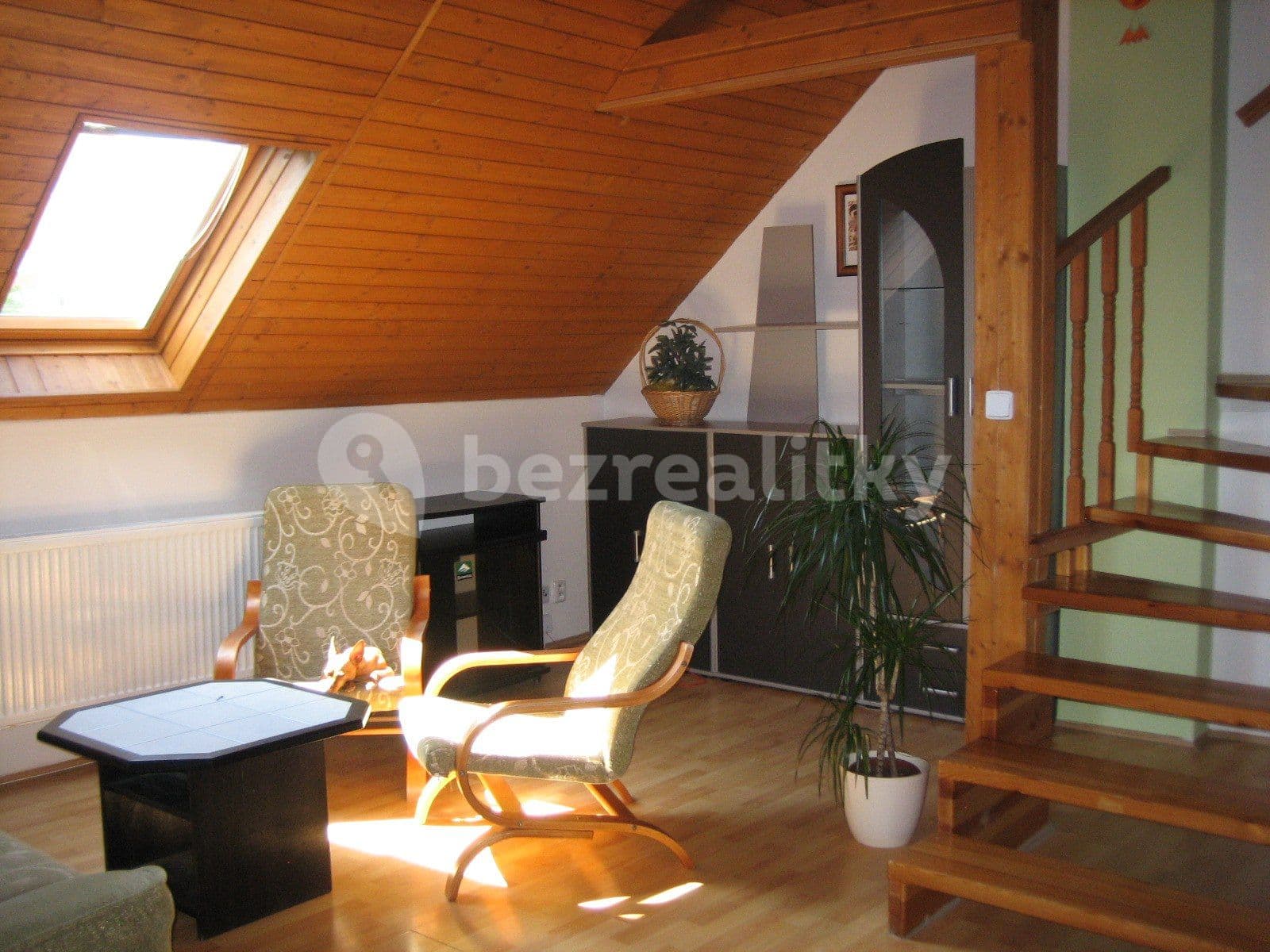 Prenájom bytu 3-izbový 95 m², Mozartova, Olomouc, Olomoucký kraj Prenájom bytu 3-izbový 95 m², Mozartova, Olomouc, Olomoucký kraj
