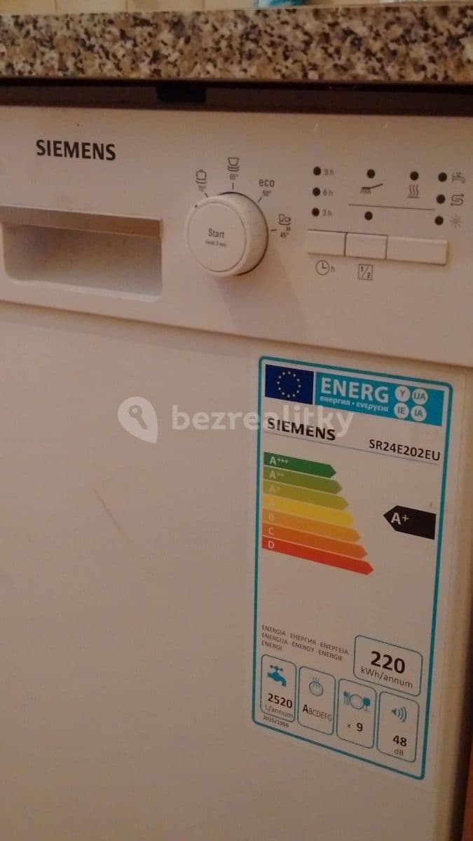 Prenájom bytu 2-izbový 57 m², Jaselská, Praha, Praha Prenájom bytu 2-izbový 57 m², Jaselská, Praha, Praha