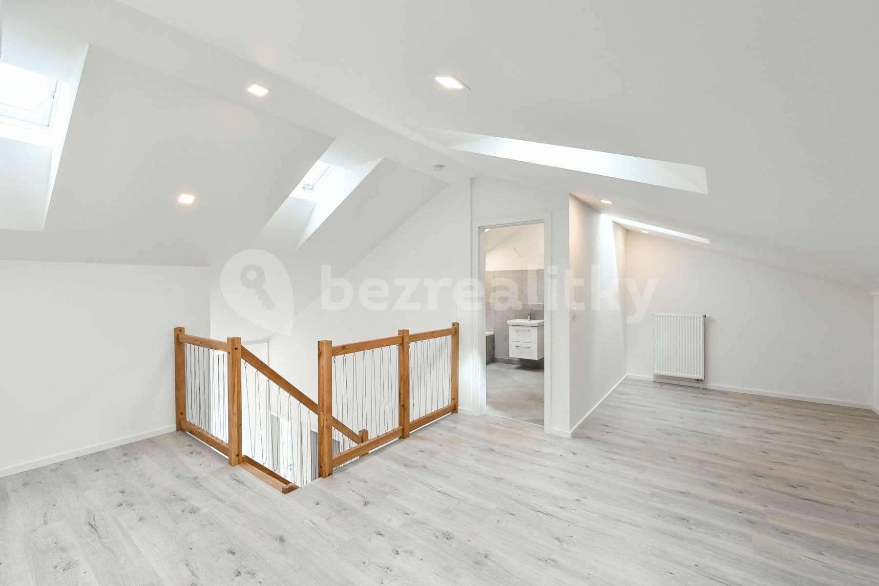 Prenájom bytu 3-izbový 89 m², Kubelíkova, Praha, Praha Prenájom bytu 3-izbový 89 m², Kubelíkova, Praha, Praha