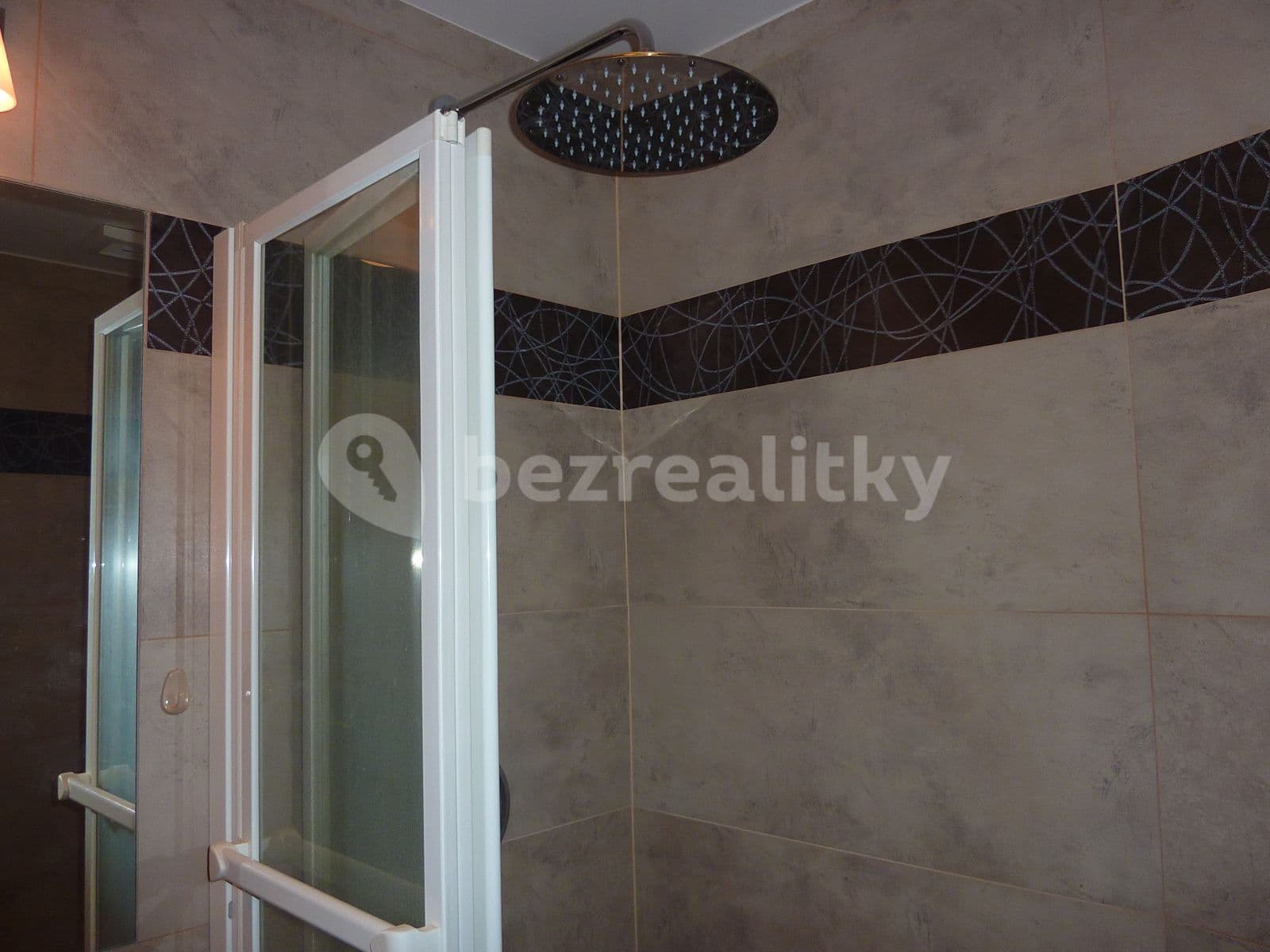 Prenájom bytu 2-izbový 48 m², Augustinova, Praha, Praha Prenájom bytu 2-izbový 48 m², Augustinova, Praha, Praha