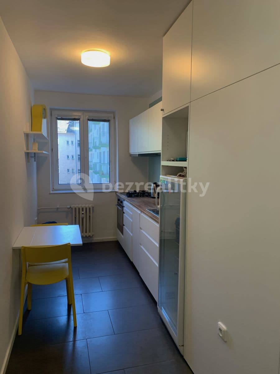 Prenájom bytu 3-izbový 86 m², Budyšínska, Nové Mesto, Bratislavský kraj Prenájom bytu 3-izbový 86 m², Budyšínska, Nové Mesto, Bratislavský kraj