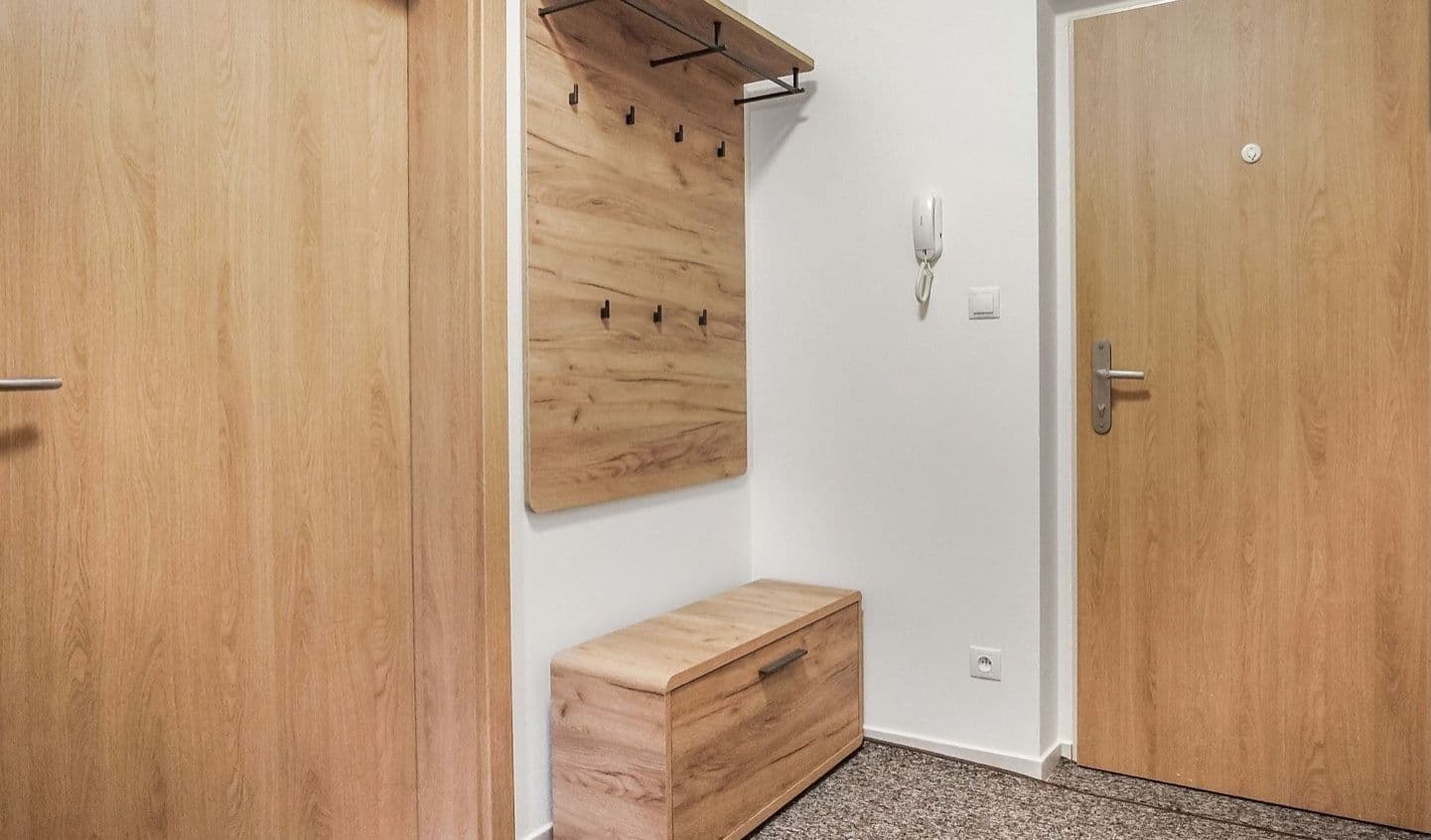 Prenájom bytu 2-izbový 83 m², Novodvorská, Brno, Jihomoravský kraj Prenájom bytu 2-izbový 83 m², Novodvorská, Brno, Jihomoravský kraj