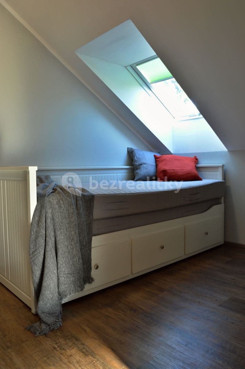 Prenájom bytu 2-izbový 35 m², K Vinoři, Praha, Praha Prenájom bytu 2-izbový 35 m², K Vinoři, Praha, Praha