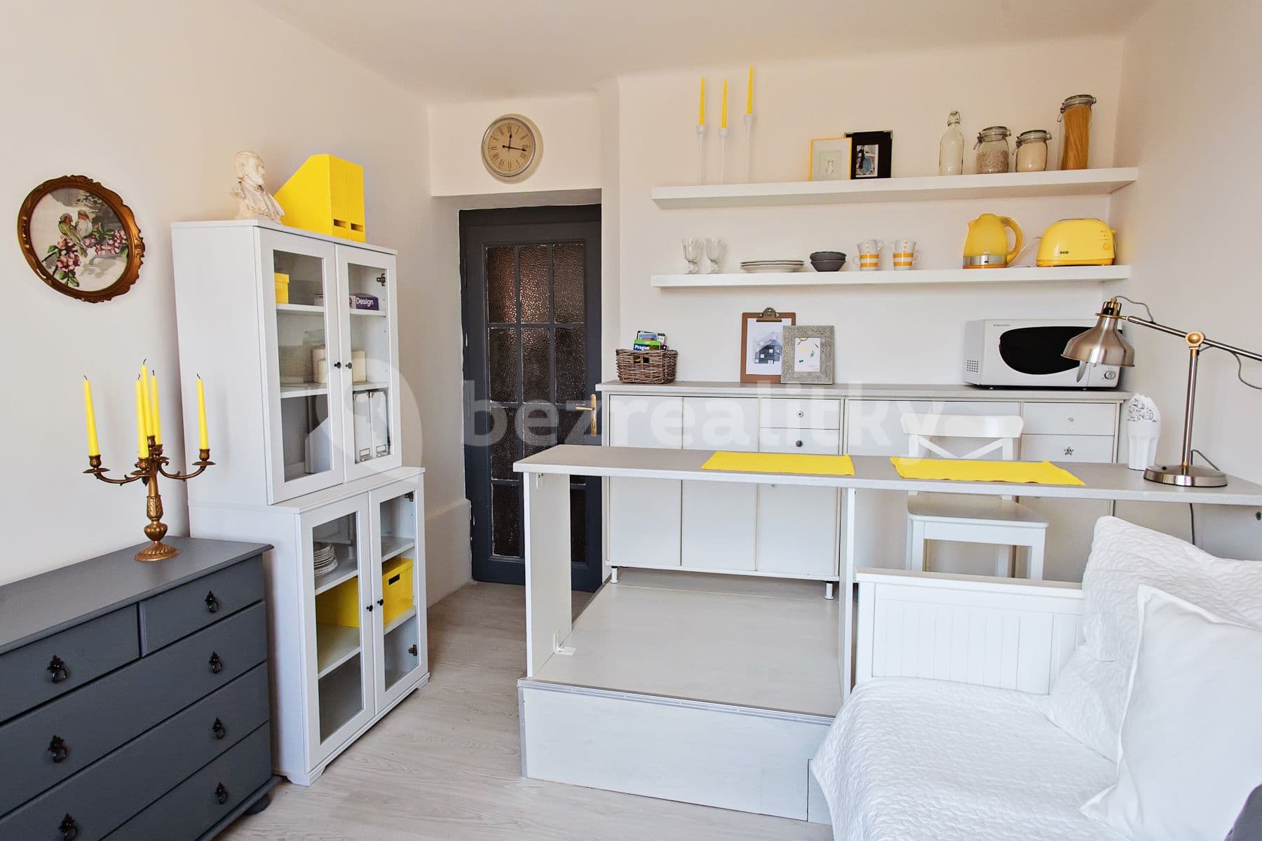 Prenájom bytu Garsoniéra 18 m², Heřmanova, Praha, Praha Prenájom bytu Garsoniéra 18 m², Heřmanova, Praha, Praha
