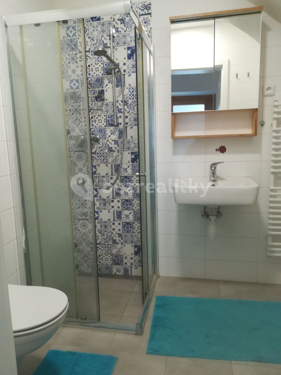 Prenájom bytu 1-izbový 50 m², Jar. Staši, Zlín, Zlínský kraj Prenájom bytu 1-izbový 50 m², Jar. Staši, Zlín, Zlínský kraj