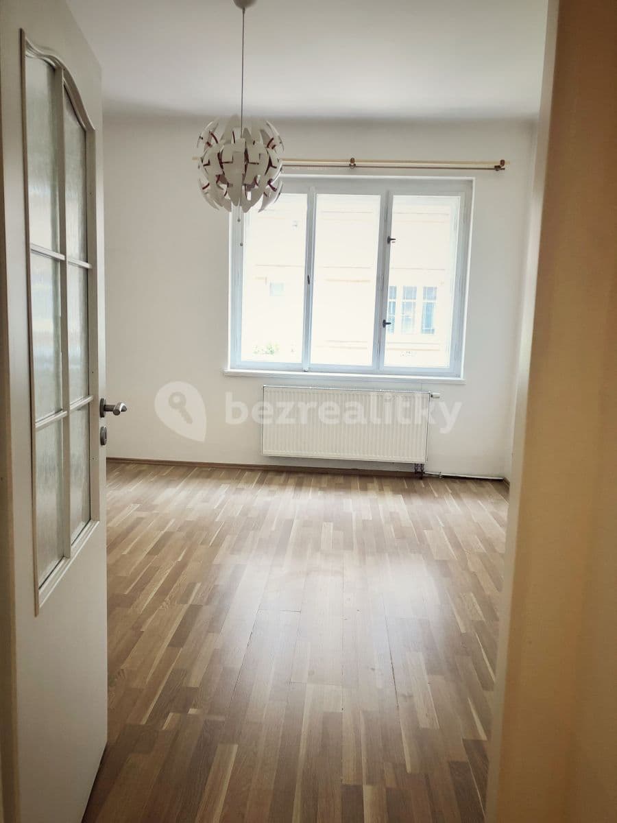 Prenájom bytu 1-izbový 27 m², Prostřední, Praha, Praha Prenájom bytu 1-izbový 27 m², Prostřední, Praha, Praha